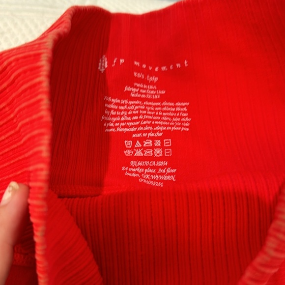 Free People Good Karma high rise 7/8 length legging. Size XS/S. NWT Red color - Picture 5 of 7